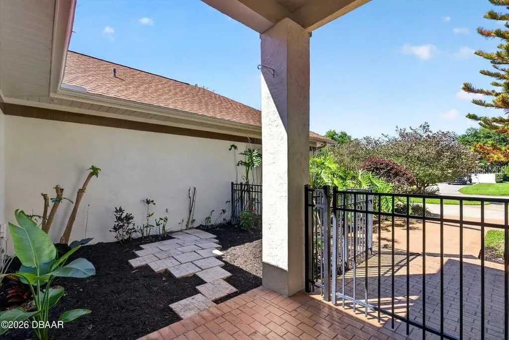 21 Forestview Way Ormond Beach FL 32174
