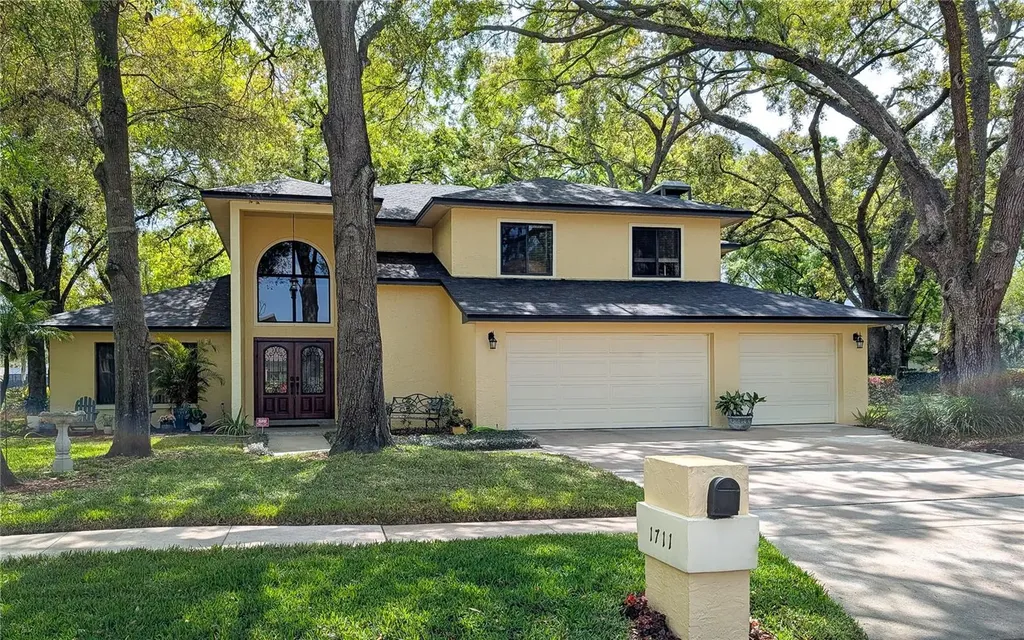 1711 Magdalene Manor Drive Tampa FL 33613