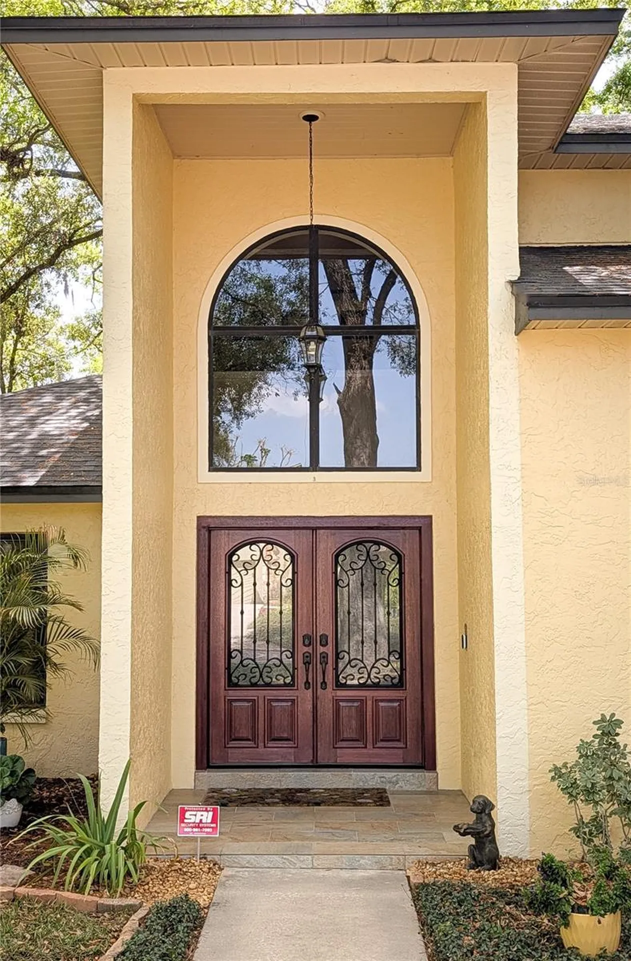 1711 Magdalene Manor Drive Tampa FL 33613