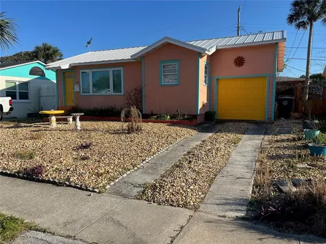 328 Sears Avenue Daytona Beach FL 32118