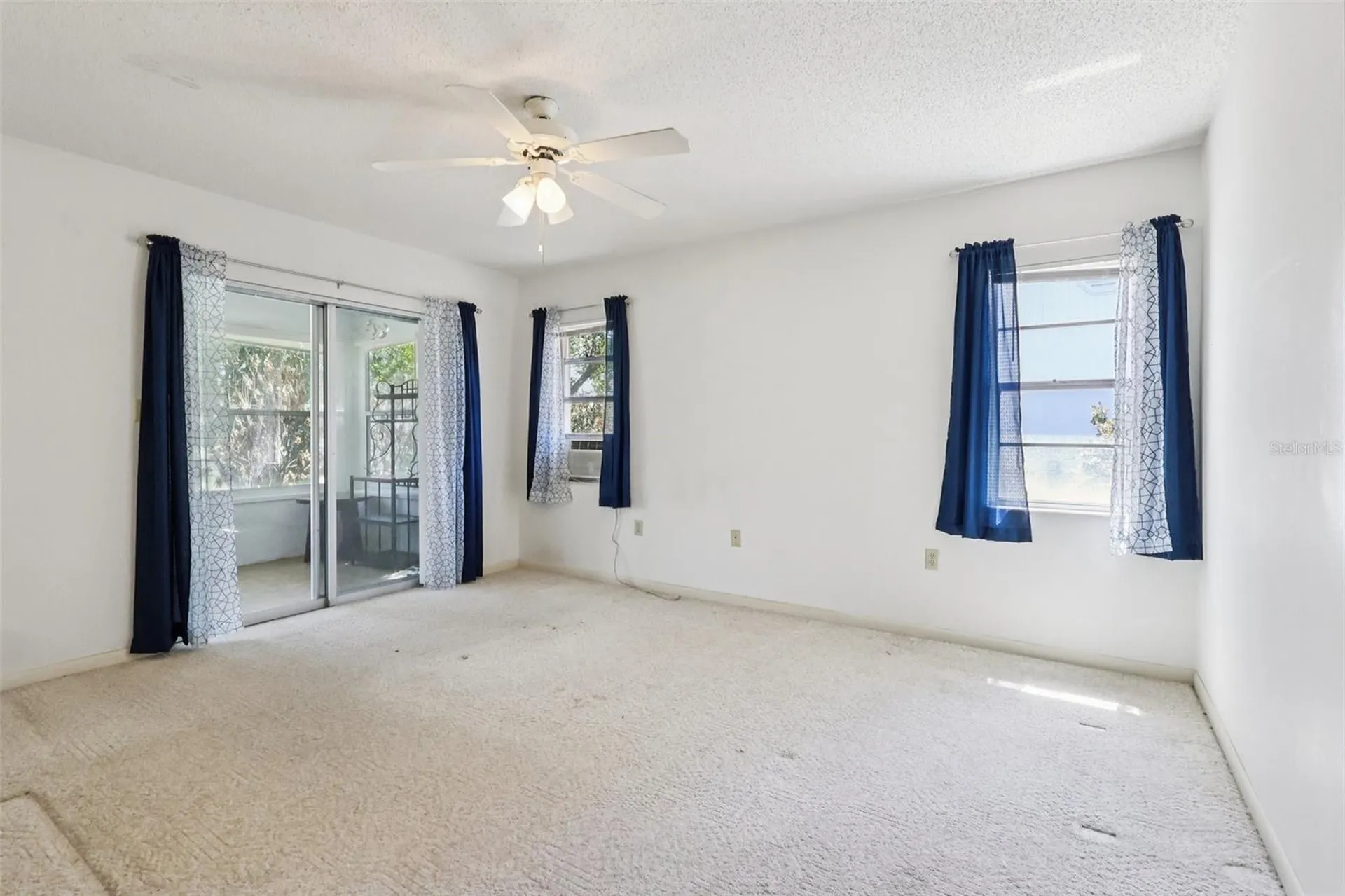 12 Sun Air Boulevard E Haines City FL 33844