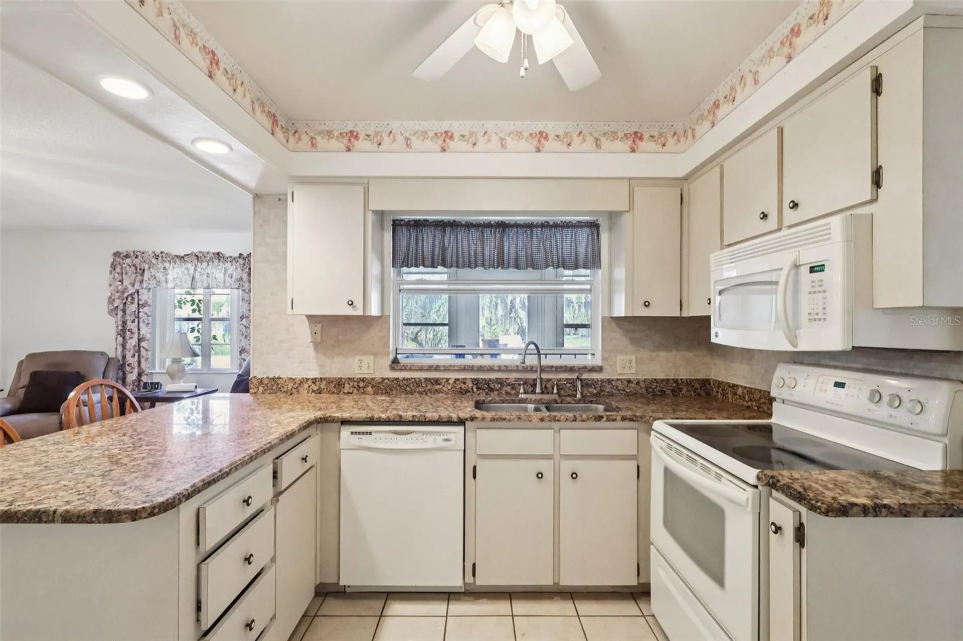 12 Sun Air Boulevard E Haines City FL 33844