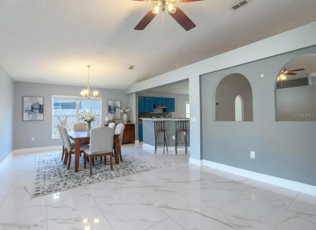 12919 Kings Lake Drive Gibsonton FL 33534
