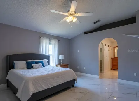 12919 Kings Lake Drive Gibsonton FL 33534