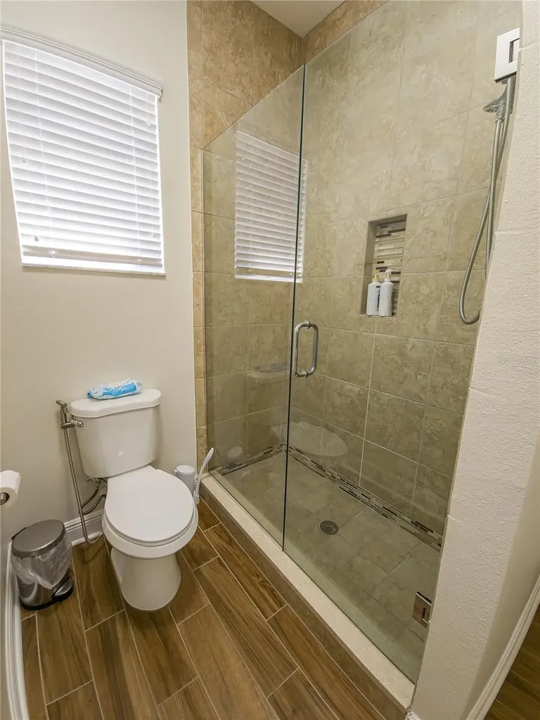 4207 Flora Vista Drive Orlando FL 32837