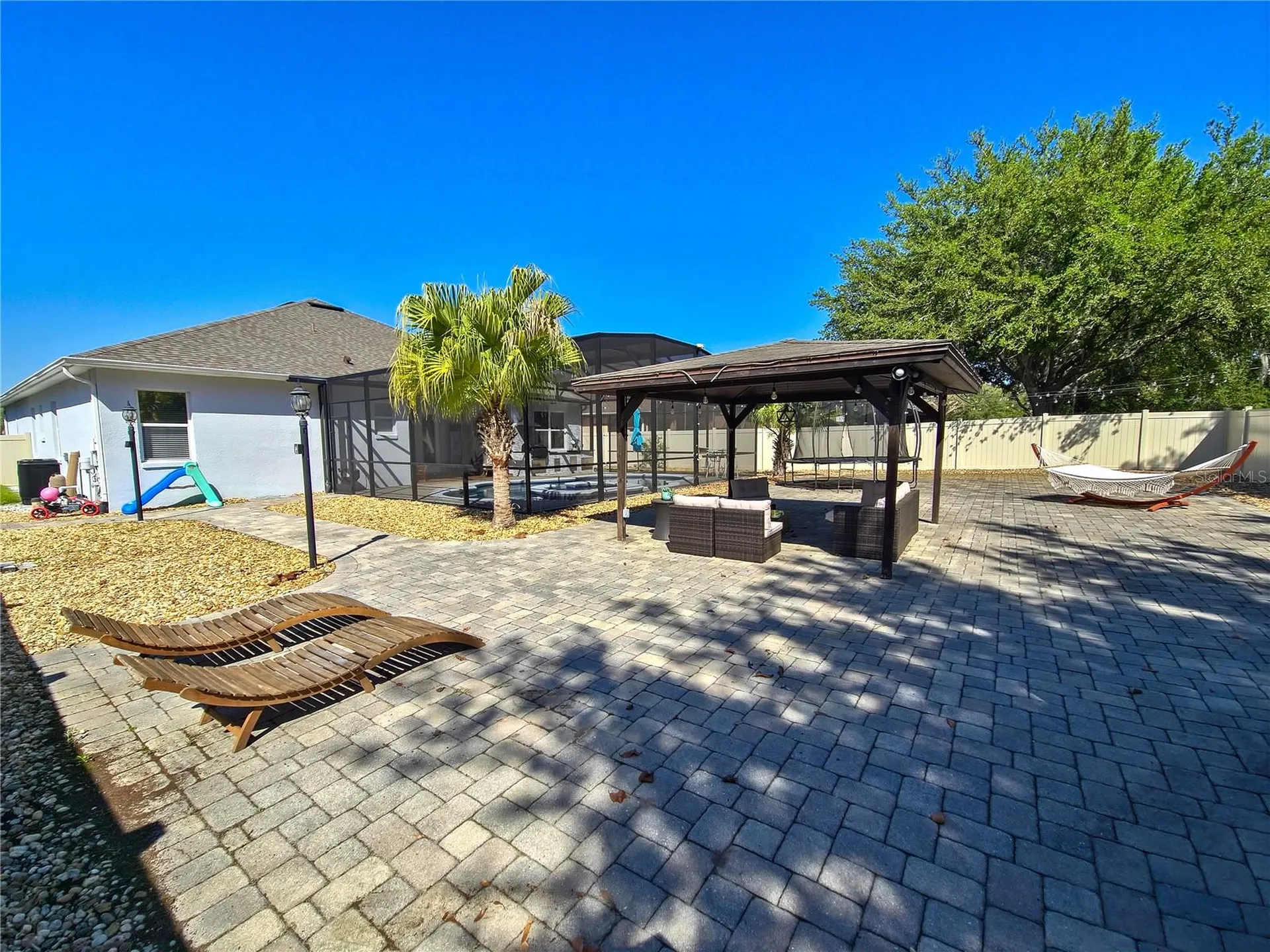 4207 Flora Vista Drive Orlando FL 32837