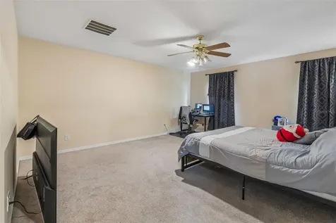 2401 Silvermoss Drive Wesley Chapel FL 33544