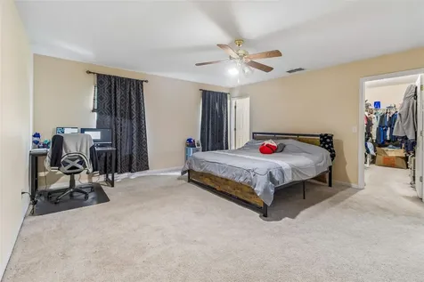 2401 Silvermoss Drive Wesley Chapel FL 33544