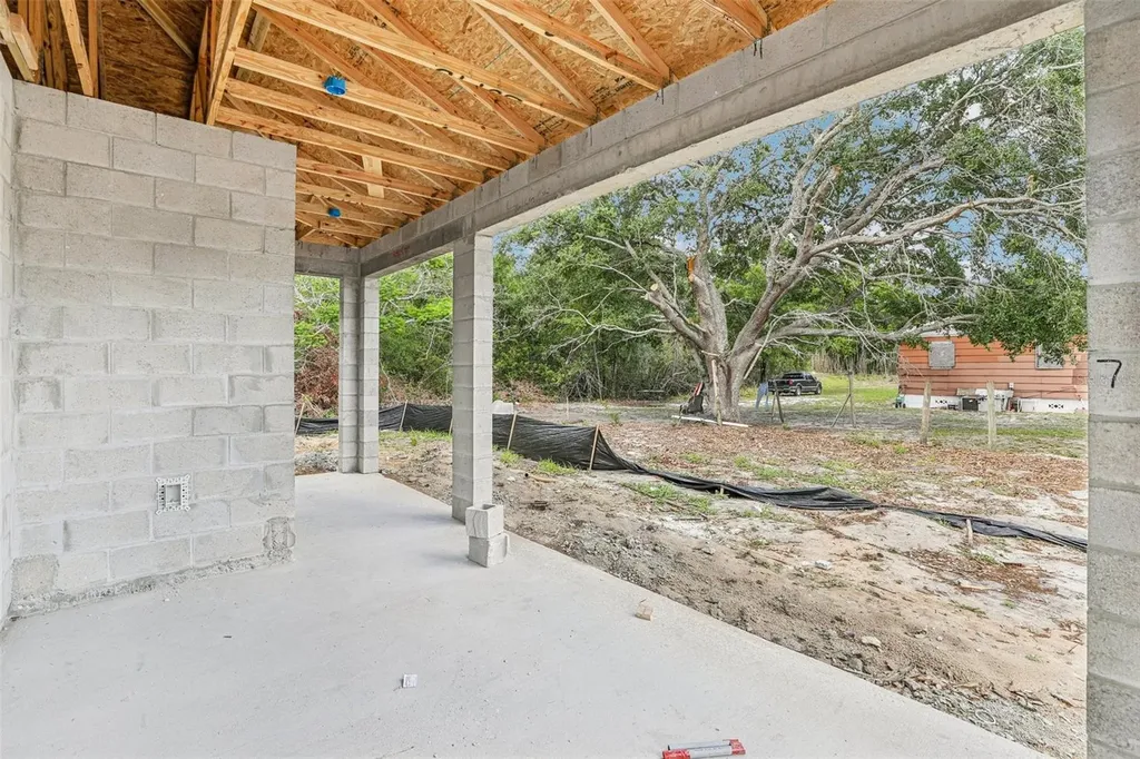 222 Florida Avenue Dundee FL 33838