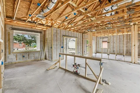 222 Florida Avenue Dundee FL 33838