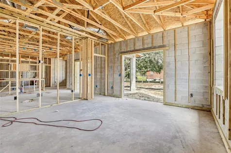 222 Florida Avenue Dundee FL 33838