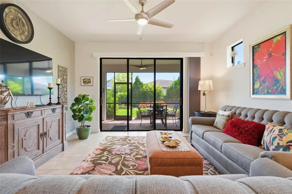 7017 Hanover Court Bradenton FL 34202