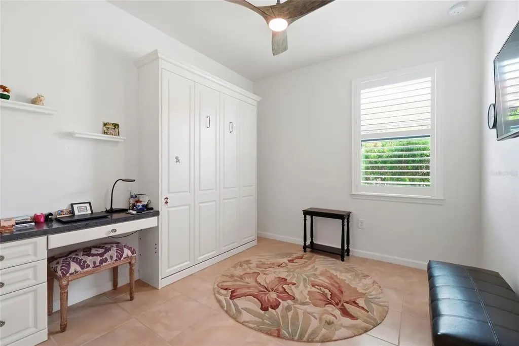 7017 Hanover Court Bradenton FL 34202