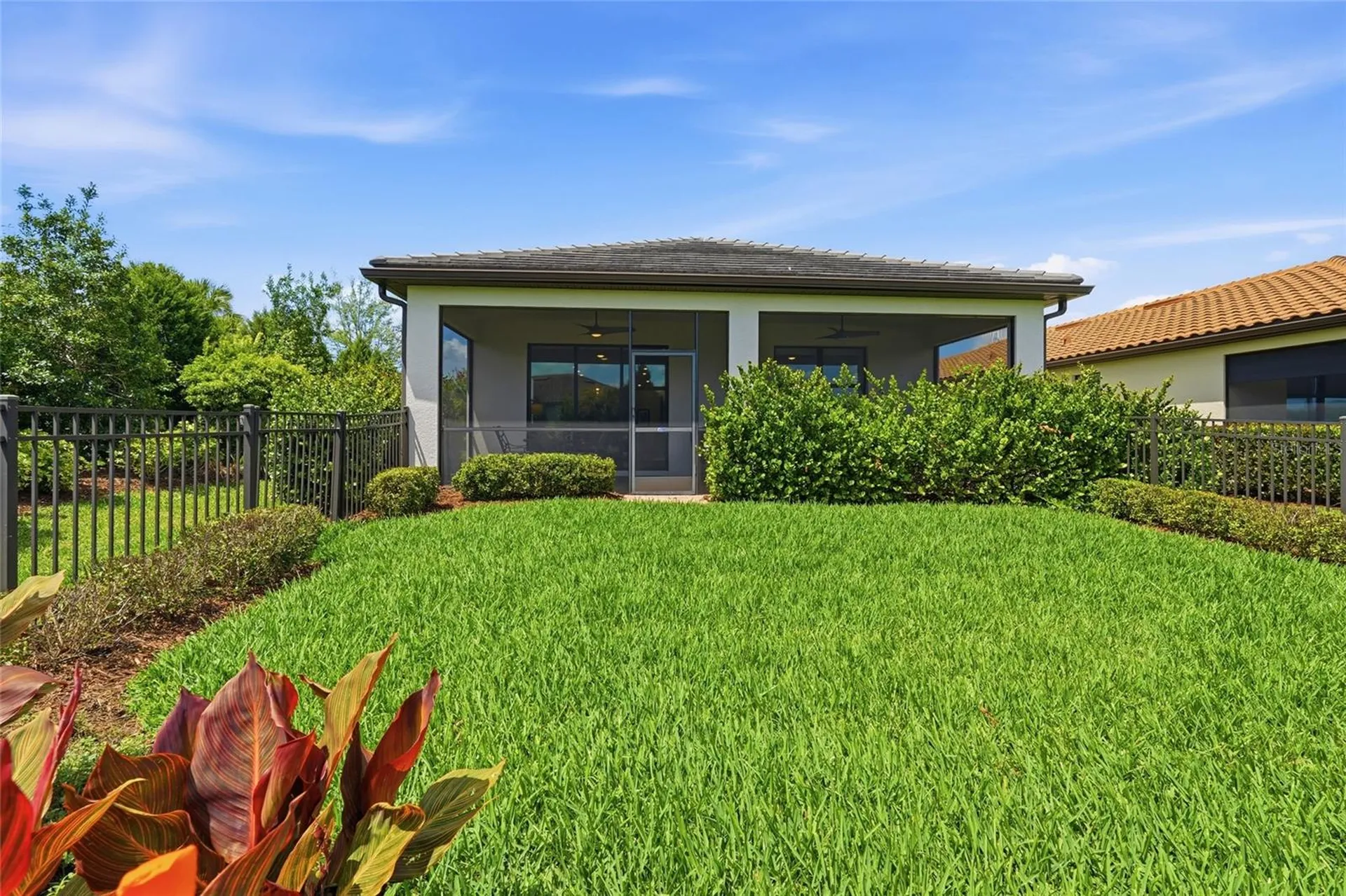 7017 Hanover Court Bradenton FL 34202