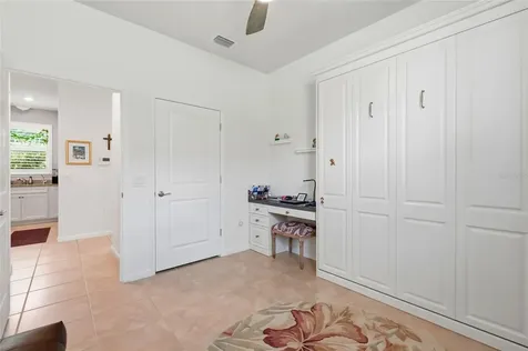 7017 Hanover Court Bradenton FL 34202