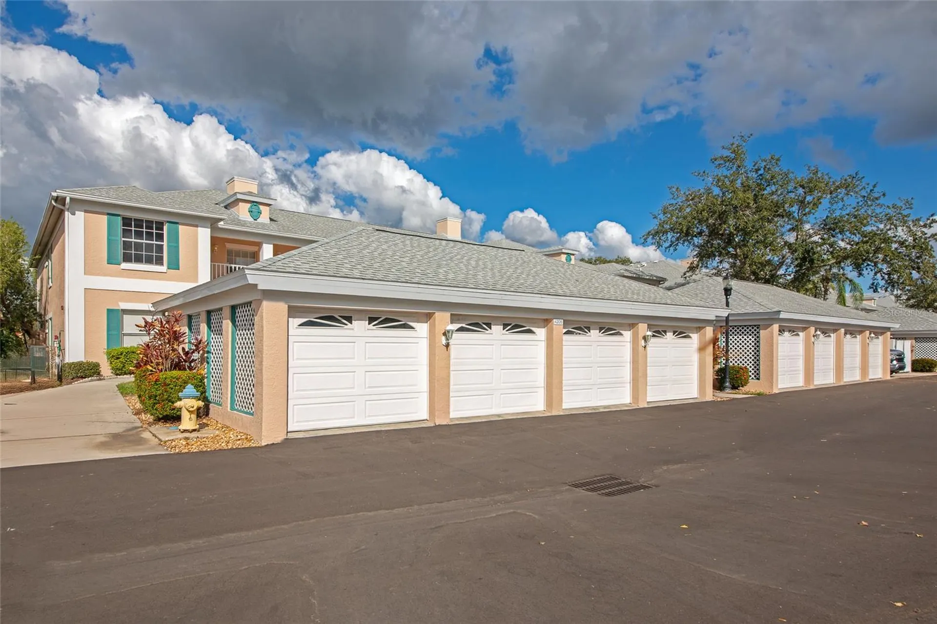 4206 Caddie Drive E Bradenton FL 34203
