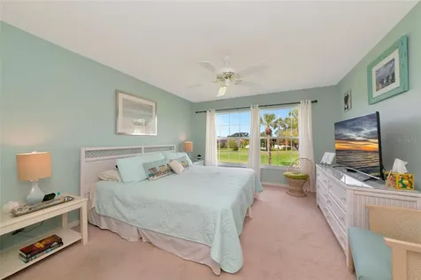 4206 Caddie Drive E Bradenton FL 34203