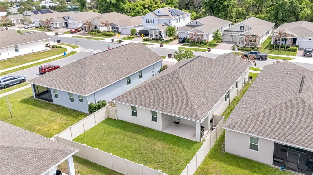1807 Good Neighbor Loop Kissimmee FL 34744