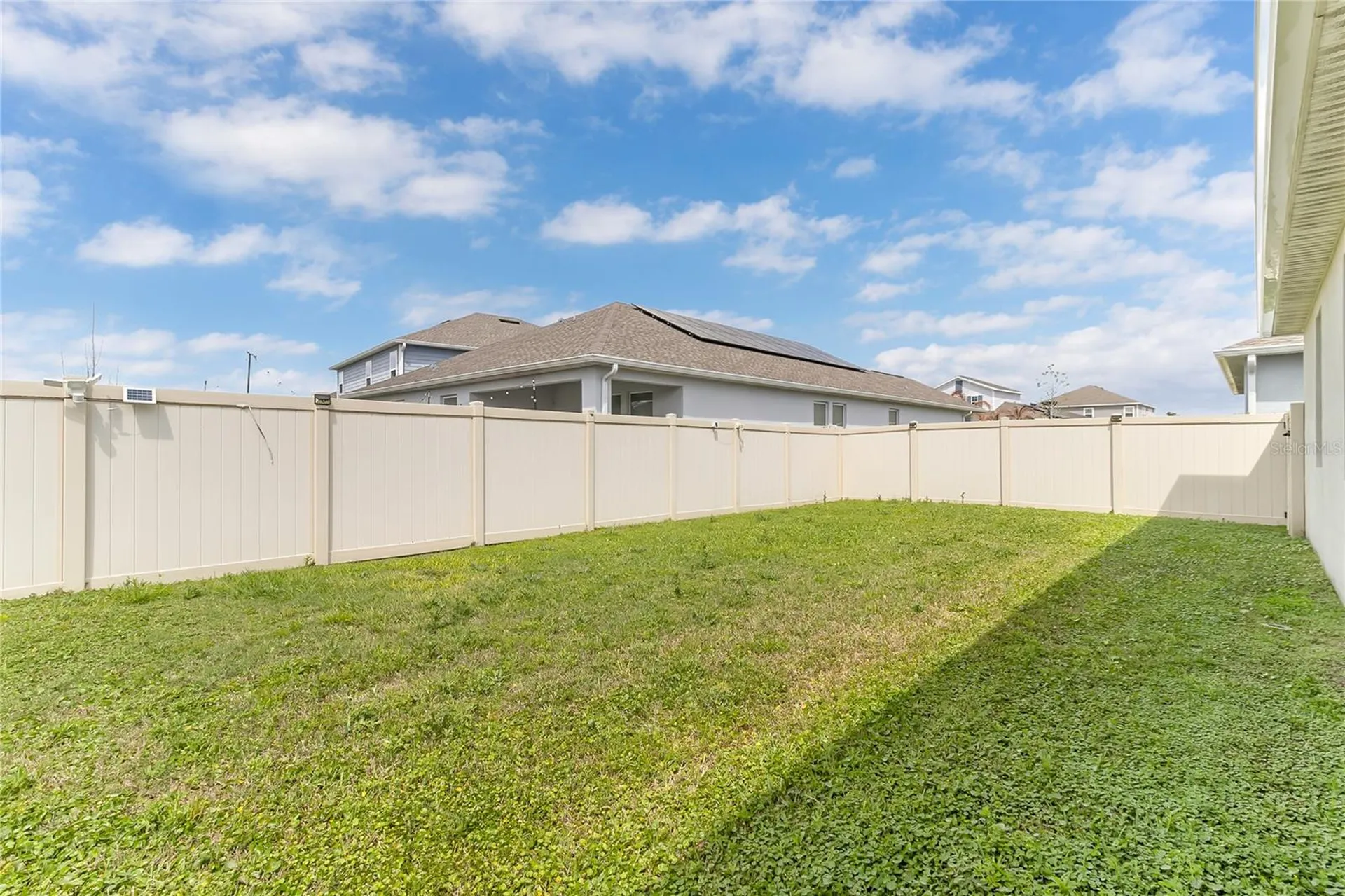 1807 Good Neighbor Loop Kissimmee FL 34744