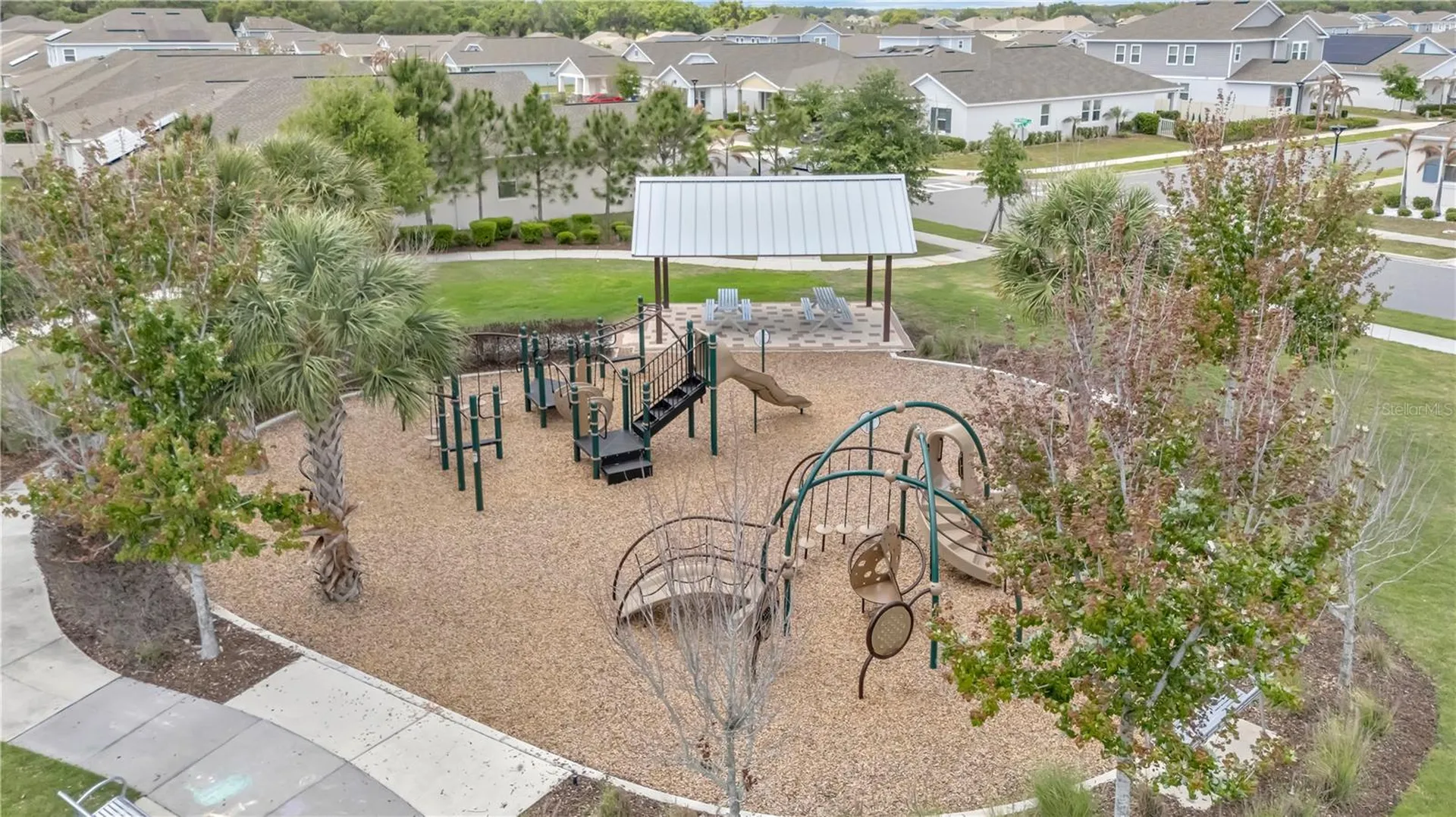 1807 Good Neighbor Loop Kissimmee FL 34744