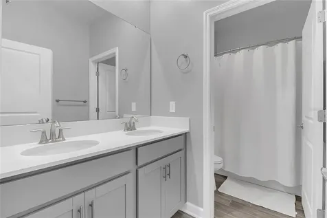 1807 Good Neighbor Loop Kissimmee FL 34744