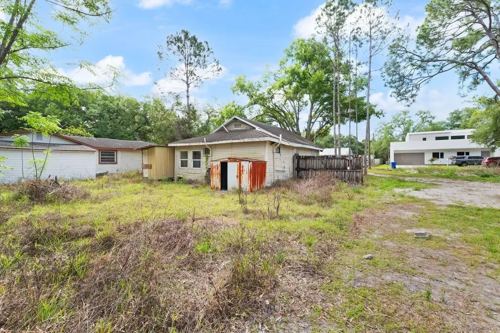 6808 New York Drive Tampa FL 33619