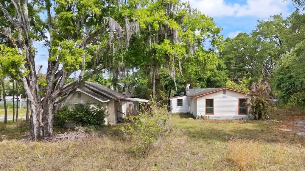 6808 New York Drive Tampa FL 33619