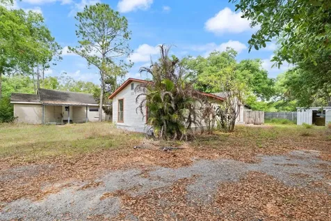 6808 New York Drive Tampa FL 33619