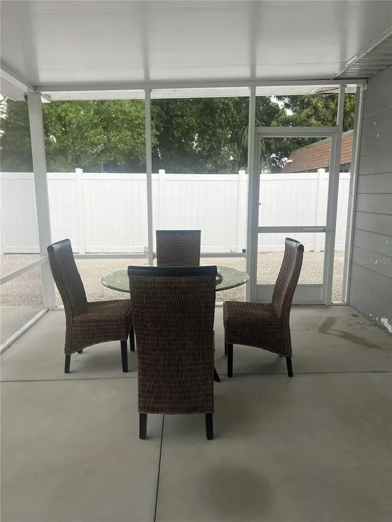 1742 8th Street Sarasota FL 34236