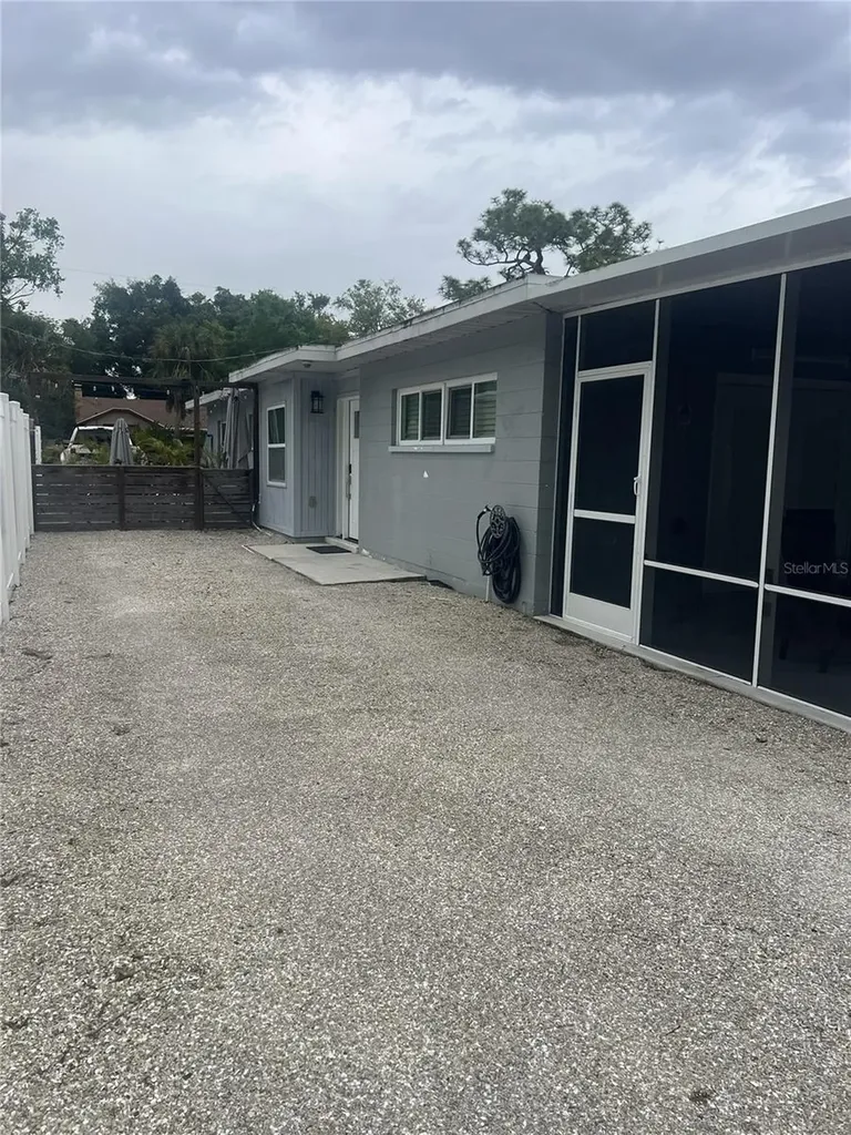 1742 8th Street Sarasota FL 34236
