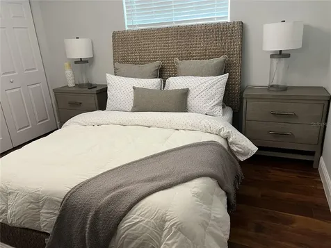 1742 8th Street Sarasota FL 34236