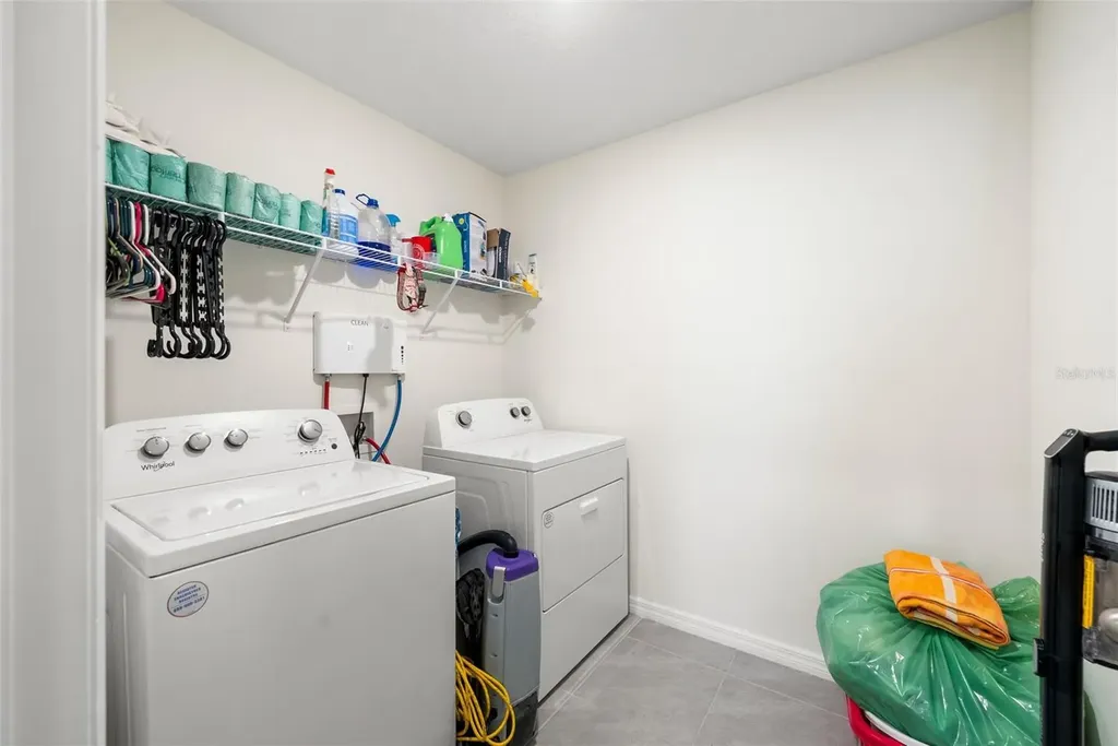 24672 NW 11th Place Newberry FL 32669