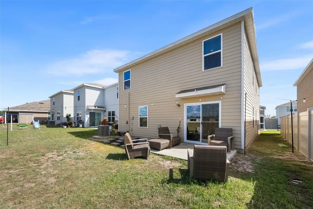 24672 NW 11th Place Newberry FL 32669