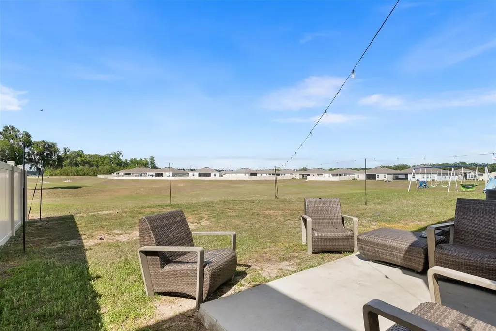 24672 NW 11th Place Newberry FL 32669