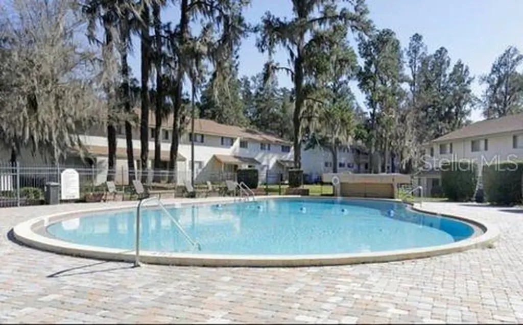 3760 NW 53rd Road Gainesville FL 32653