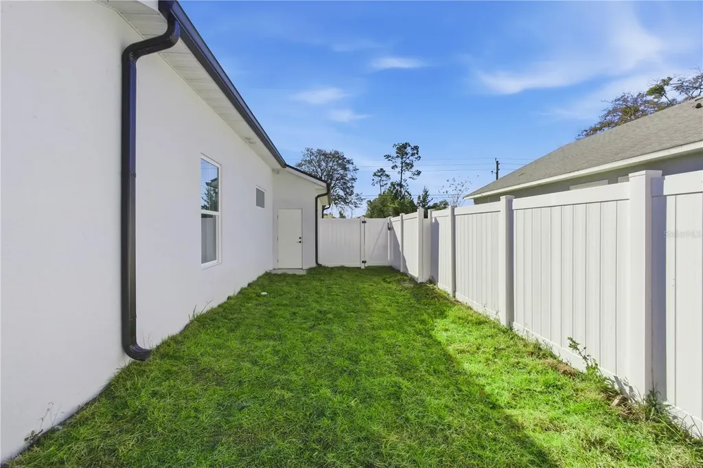 21 Buttermilk Drive Palm Coast FL 32137