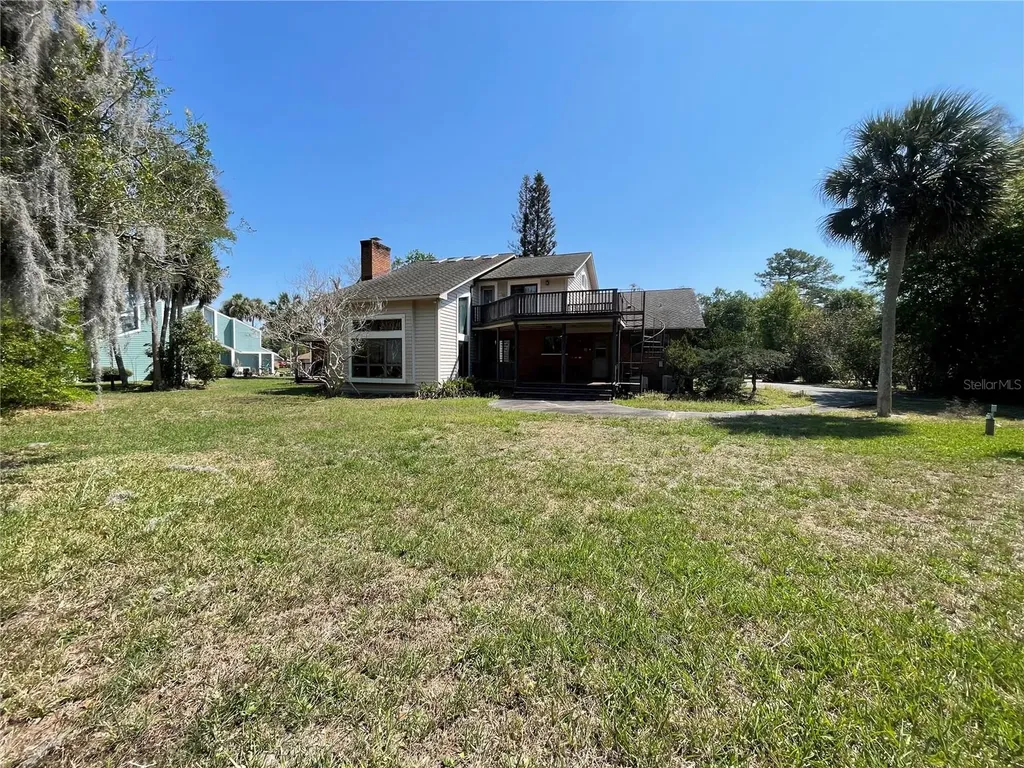 576 Pelican Bay Drive Daytona Beach FL 32119