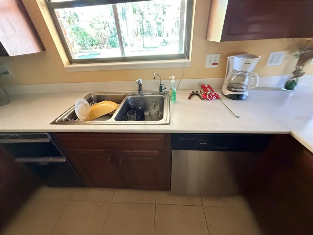576 Pelican Bay Drive Daytona Beach FL 32119