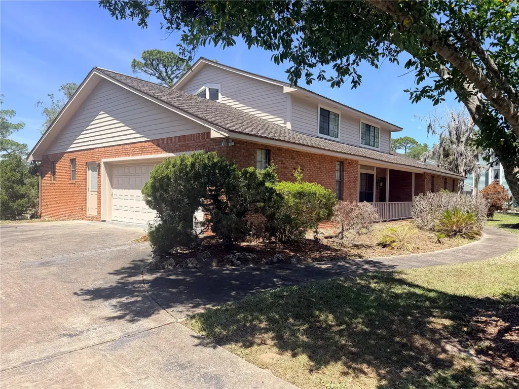 576 Pelican Bay Drive Daytona Beach FL 32119