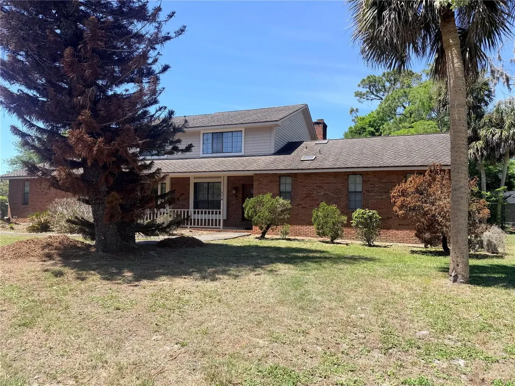 576 Pelican Bay Drive Daytona Beach FL 32119