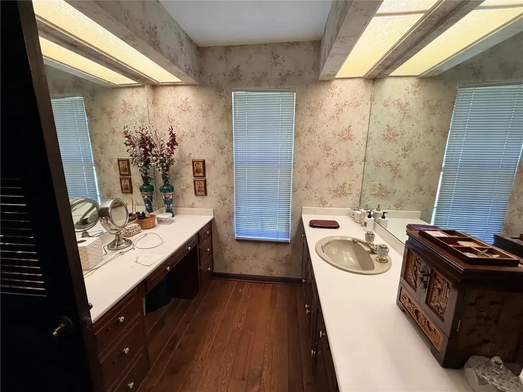 576 Pelican Bay Drive Daytona Beach FL 32119