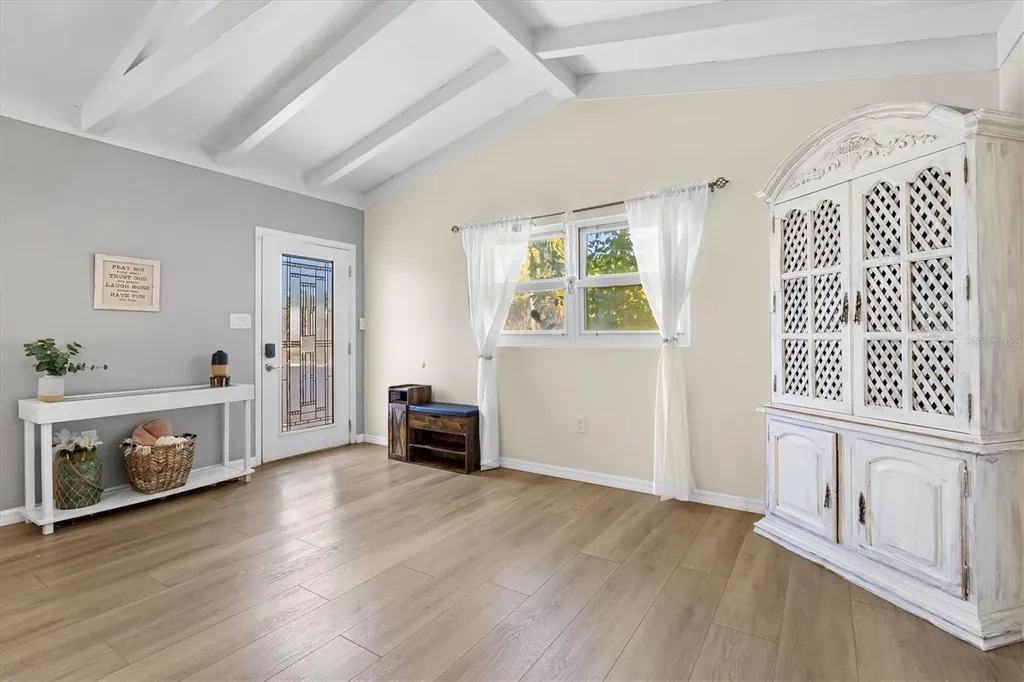 214 Gaines Avenue Sarasota FL 34243