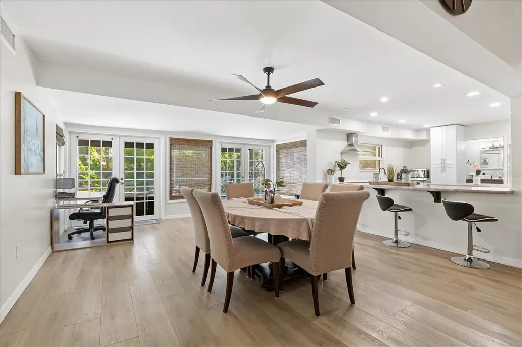 214 Gaines Avenue Sarasota FL 34243