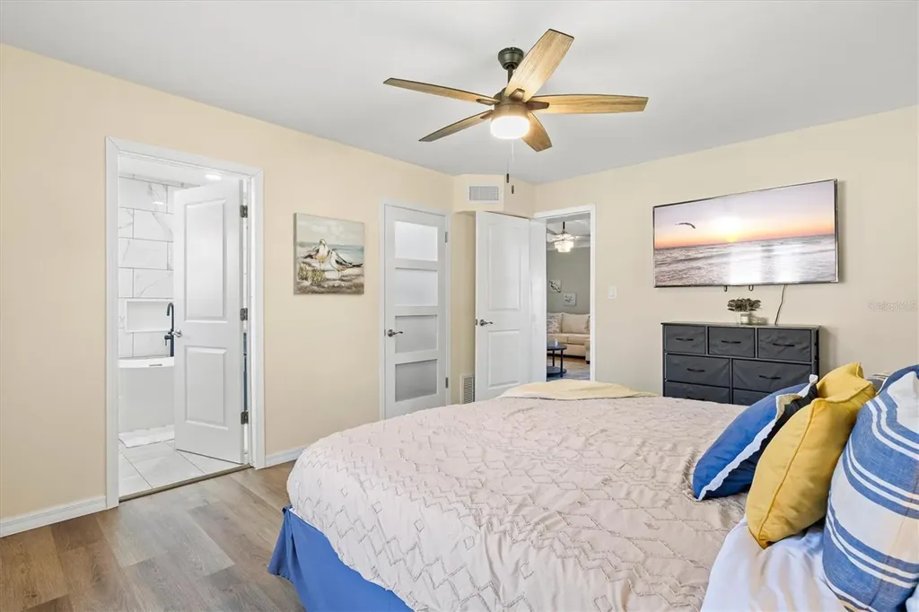 214 Gaines Avenue Sarasota FL 34243
