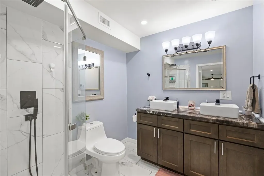 214 Gaines Avenue Sarasota FL 34243
