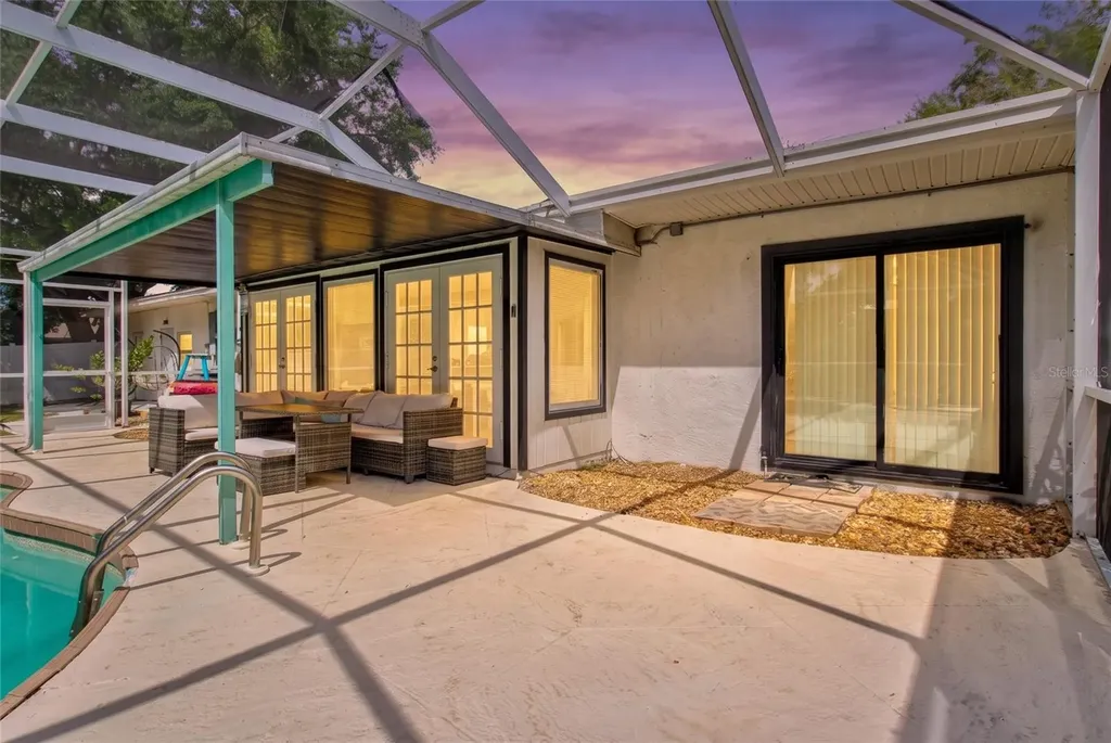 214 Gaines Avenue Sarasota FL 34243