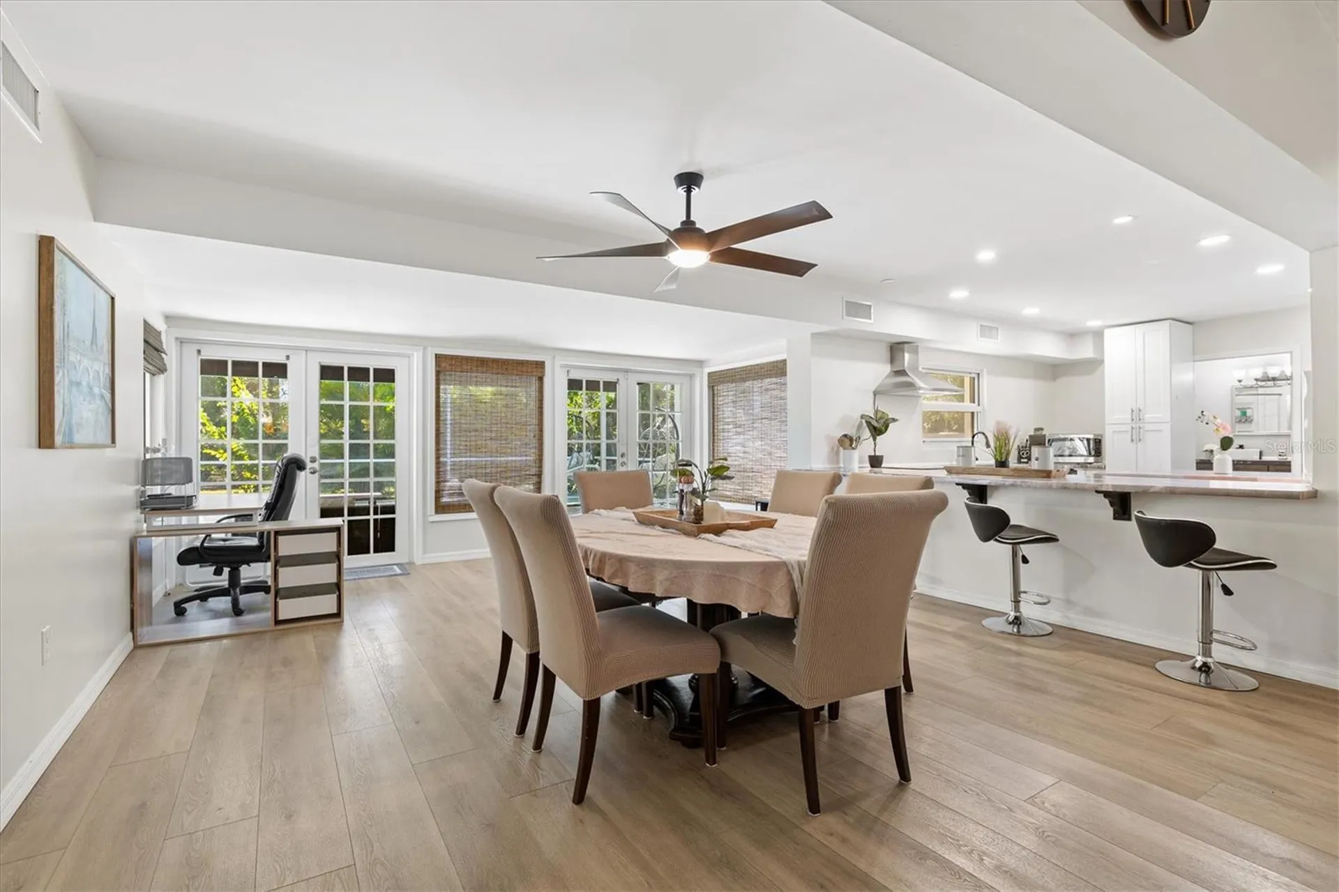 214 Gaines Avenue Sarasota FL 34243