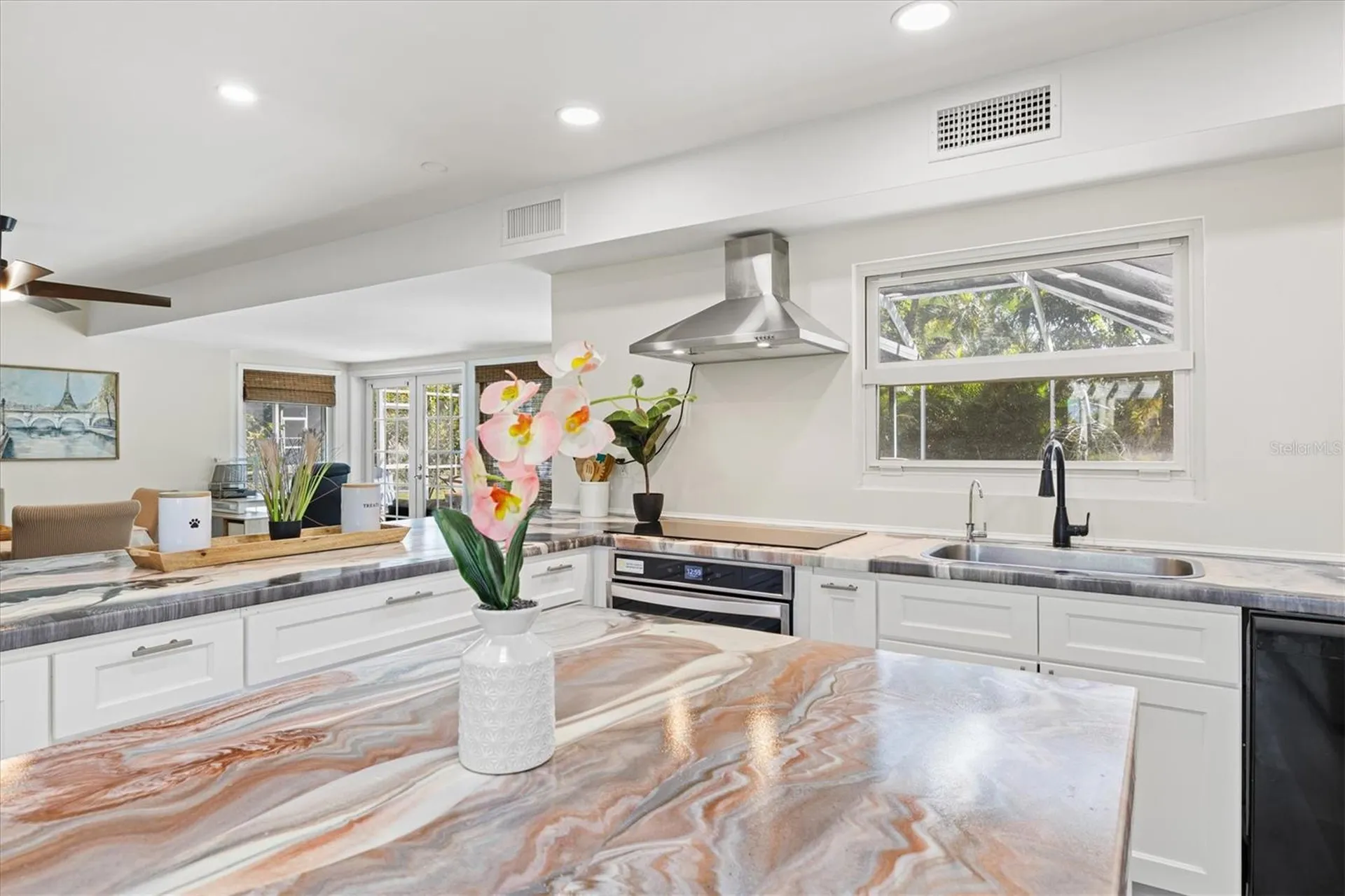 214 Gaines Avenue Sarasota FL 34243