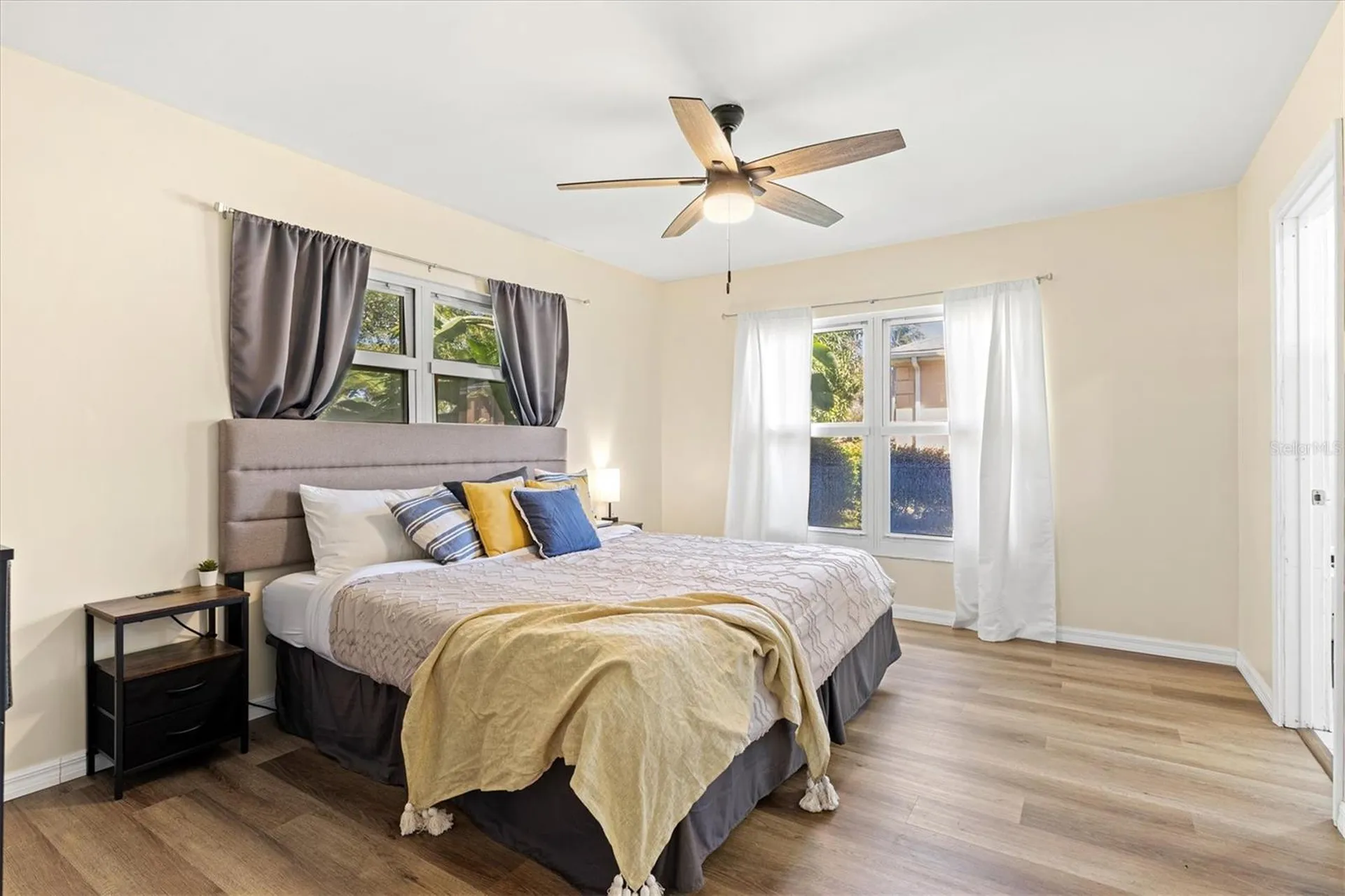 214 Gaines Avenue Sarasota FL 34243