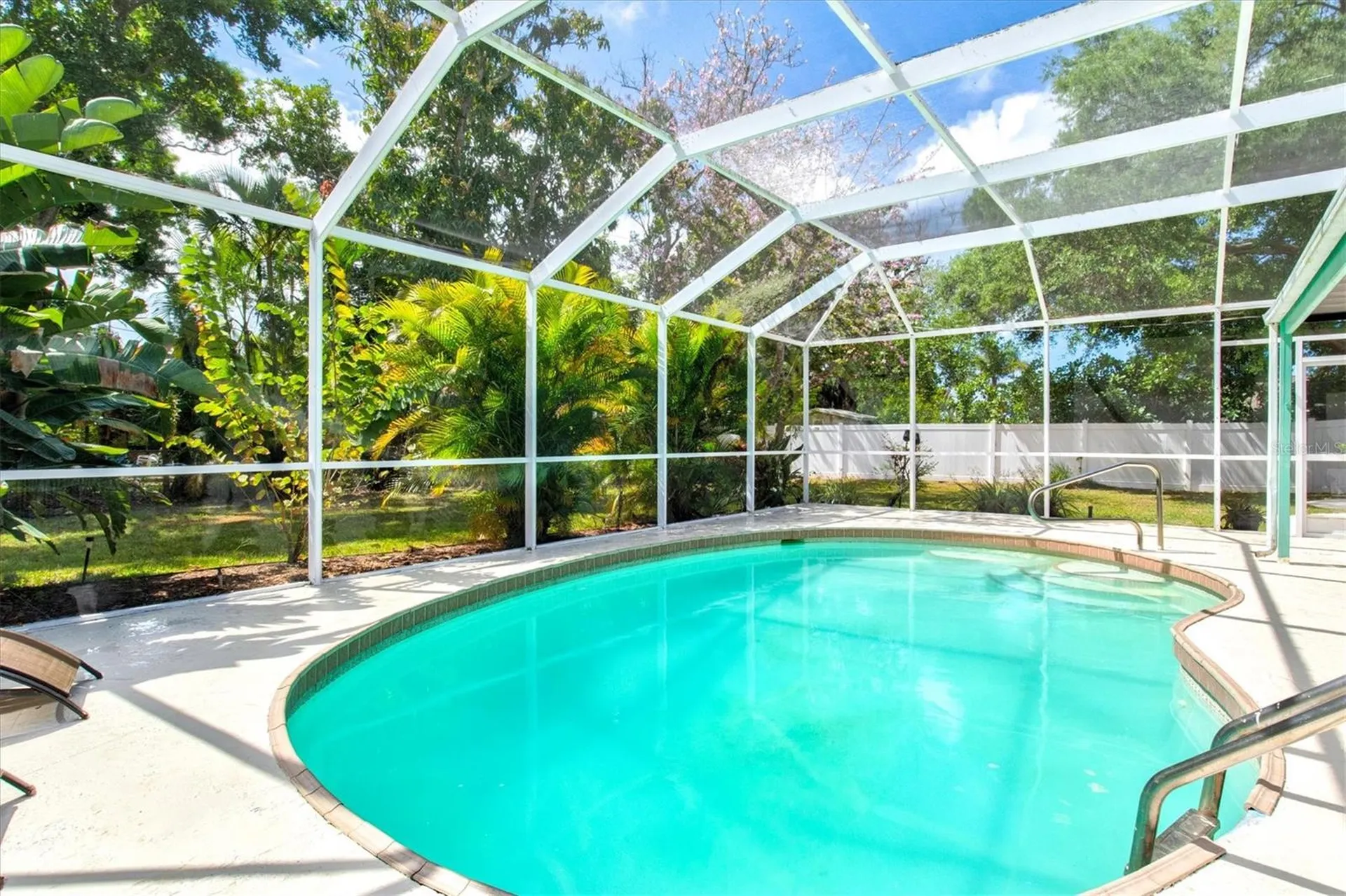 214 Gaines Avenue Sarasota FL 34243
